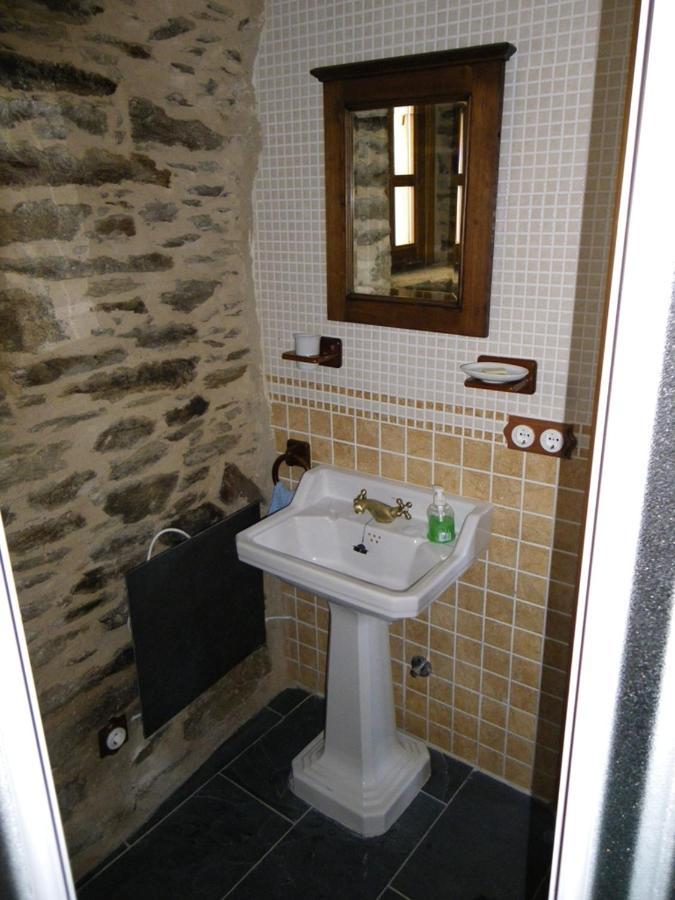 Casa Rural Los Cabritos De Tomas Пуебла де Санабрия Екстериор снимка